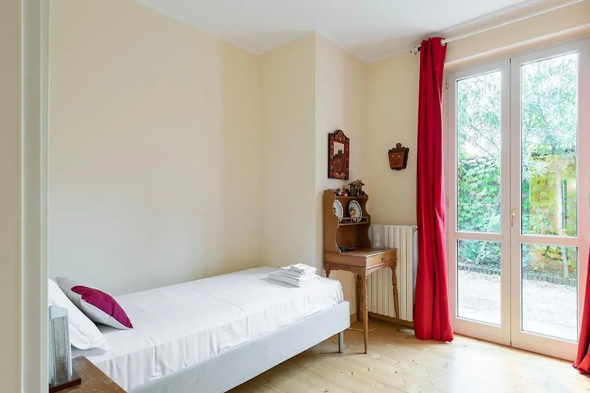 Villa Elisabeth Lierna 0*,  Italy