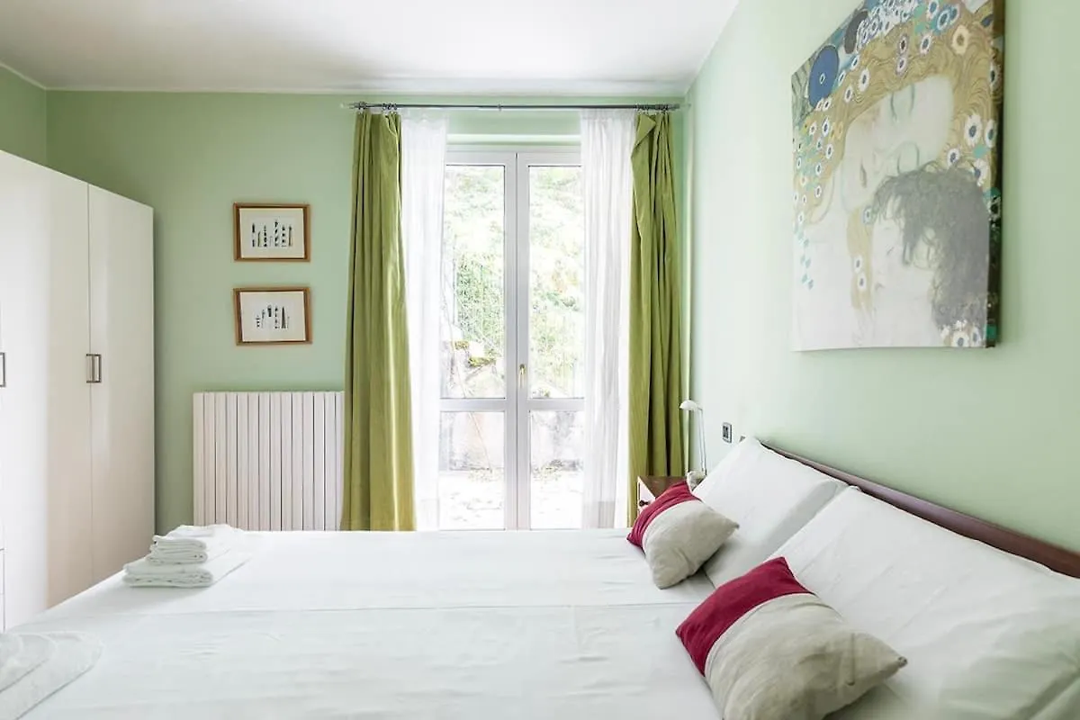 Villa Elisabeth Lierna 0*,